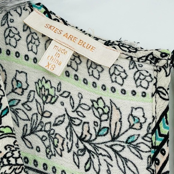 Anthropologie Skies Are Blue floral v-neck dress - Picture 4 of 10